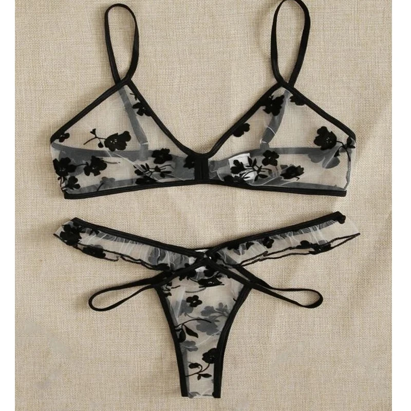 New style sexy women's underwear bra breathable bra sexy hollow lace bra set beautiful underwear
New style sexy women's underwear bra breathable bra sexy hollow lace bra set beautiful underwear