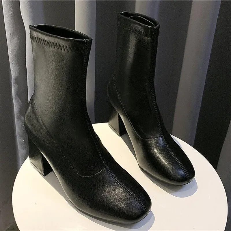 Mhysa 2019 Winter Boots Brand Design Ankle Boots Sewing thread Shoes Woman Solid Color Rubber Waterproof Flats Women Boots L911
Mhysa 2019 Winter Boots Brand Design Ankle Boots Sewing thread Shoes Woman Solid Color Rubber Waterproof Flats Women Boots L911