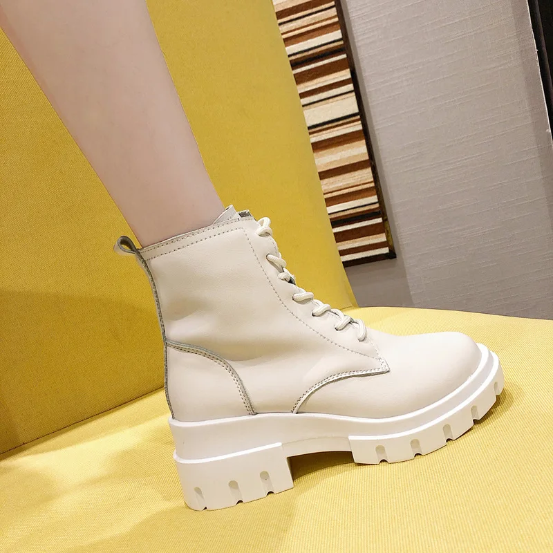 Korean fashion white booties thick Martin boots female British wind student lace women's shoes motorcycle boots
Korean fashion white booties thick Martin boots female British wind student lace women's shoes motorcycle boots