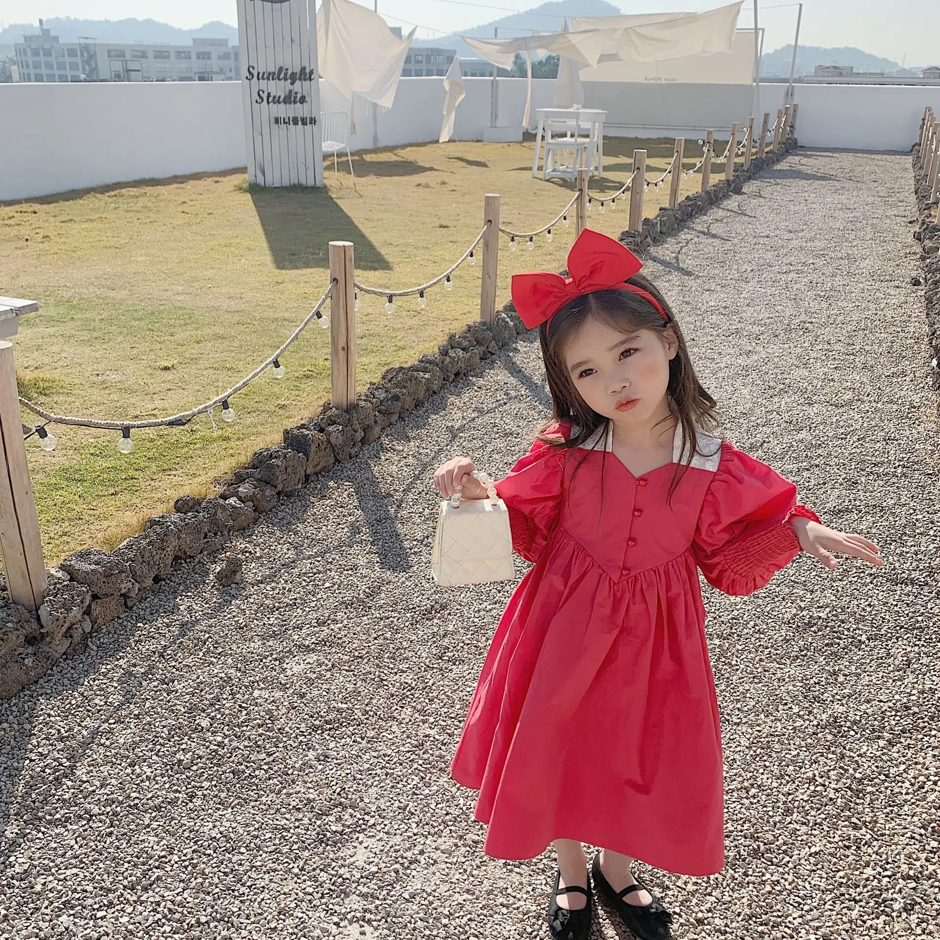 Spring 2020 Girl Lolita Palace Princess Dress Baby Girl Solid Color Long Sleeve with Lace Neck Dresses Toddler Baby Cotton Dress
Spring 2020 Girl Lolita Palace Princess Dress Baby Girl Solid Color Long Sleeve with Lace Neck Dresses Toddler Baby Cotton Dress