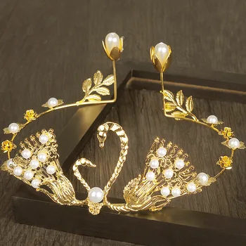 Birthday wedding party masquerade party swan crown decoration wedding jewelry gold silver highlight pearl wedding hair accessori
Birthday wedding party masquerade party swan crown decoration wedding jewelry gold silver highlight pearl wedding hair accessori