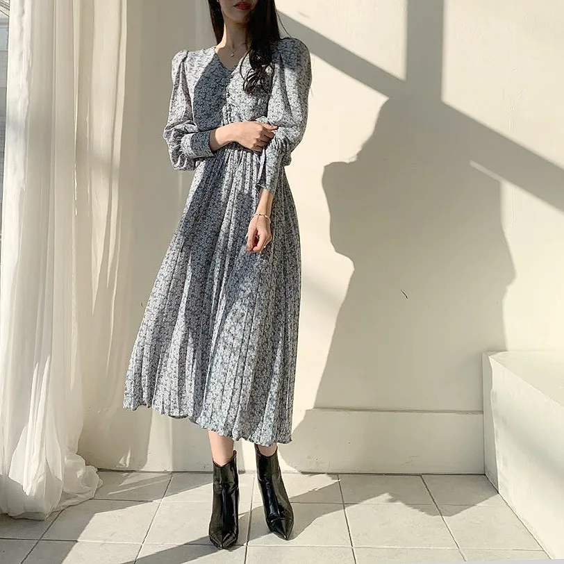 

One Piece Women Dresses Print Floral Pleated Slimming All-Match 2021 Hot Stylish V-Neck Brief Casual Loose Long Dress 3 Colors