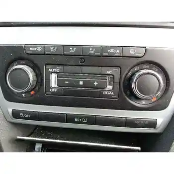 3T0907044BD, 5HB00974964 COMMAND HEATING/AIR CONDITIONING SKODA OCTAVIA SALOON (1Z3)
3T0907044BD, 5HB00974964 COMMAND HEATING/AIR CONDITIONING SKODA OCTAVIA SALOON (1Z3)