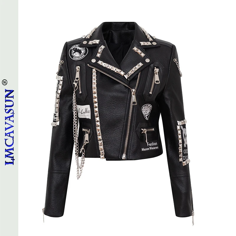 Фото Модная брендовая кожаная женская куртка с цепочками в стиле панк-рок