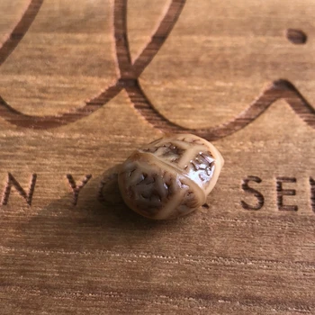 Natural stone raw agate Silk Road Collectibles unique collection
Natural stone raw agate Silk Road Collectibles unique collection