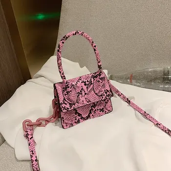 Mini Small Square bag 2020 Fashion New Quality Serpentine stri Women's Handbag Cartoon printing Lipstick Shoulder Messenger Bags
Mini Small Square bag 2020 Fashion New Quality Serpentine stri Women's Handbag Cartoon printing Lipstick Shoulder Messenger Bags