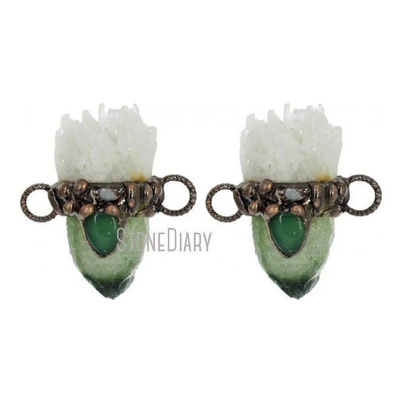 PM38085 Antique Bronze Plated Soldered Point Tin Clear Crystal Cluster Druzy Green Crystal Pendant Jewelry
PM38085 Antique Bronze Plated Soldered Point Tin Clear Crystal Cluster Druzy Green Crystal Pendant Jewelry