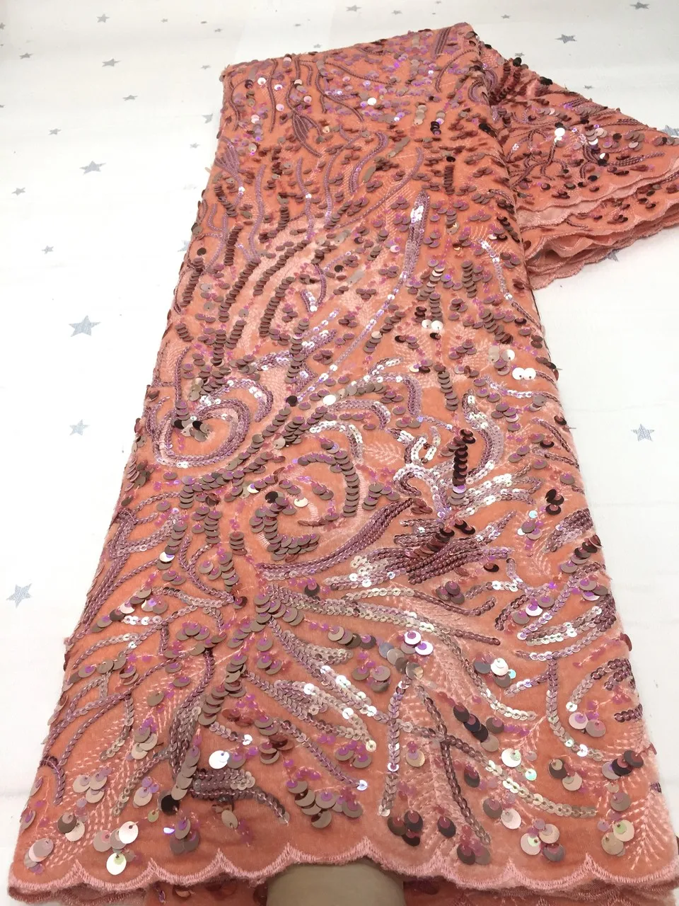 New Arrival African Velvet Lace Fabric 2021 High Quality Lace Nigerian French Wedding Mesh Lace Fabric FJ4517 
New Arrival African Velvet Lace Fabric 2021 High Quality Lace Nigerian French Wedding Mesh Lace Fabric FJ4517