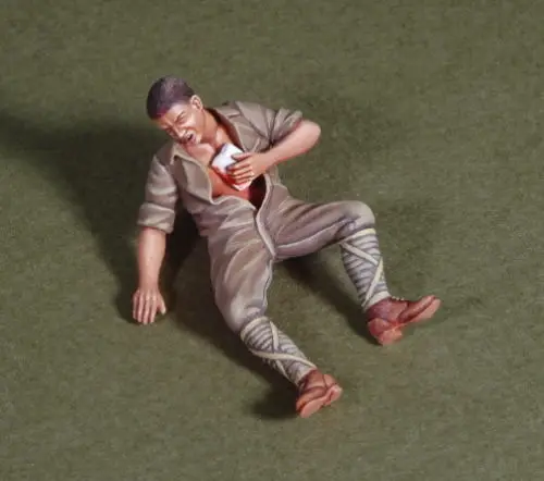 1/35 Resin Model Building Kit Figure Wounded