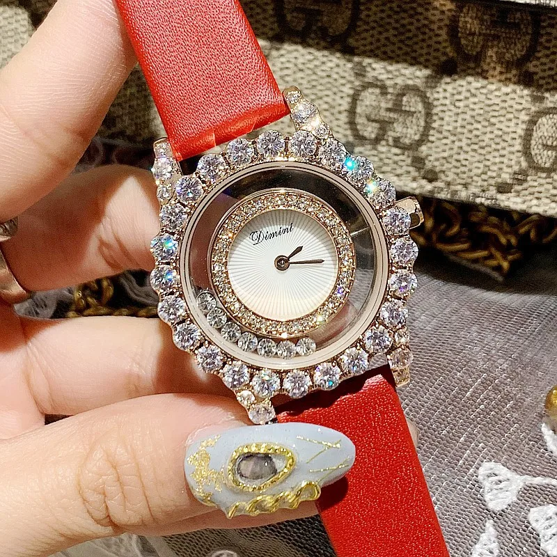 New Style Transparent Watch WOMEN'S Watch Bright Red Leather Watch Strap Cool Man-made Diamond Hollow out Fortunes Ladies' Watch
New Style Transparent Watch WOMEN'S Watch Bright Red Leather Watch Strap Cool Man-made Diamond Hollow out Fortunes Ladies' Watch