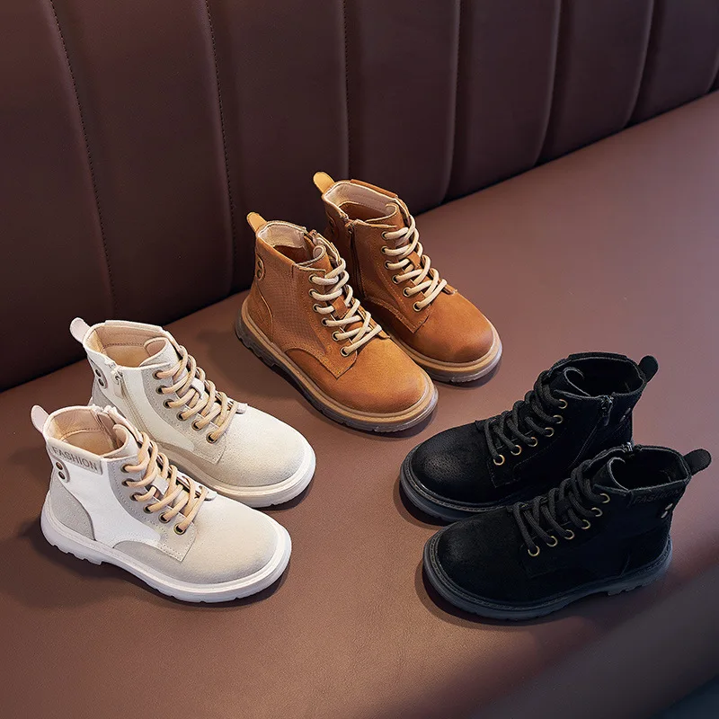 Boys and Girls In The Cylinder Martin Boots Autumn/winter 2019 New Hot Children's British Style Boots
Boys and Girls In The Cylinder Martin Boots Autumn/winter 2019 New Hot Children's British Style Boots