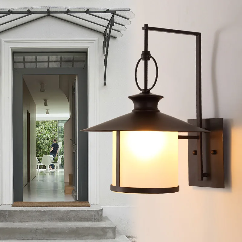 Lamp Waterproof Courtyard Lamp European Style Outdoor Simple Retro American Balcony Exterior Wall Terrace Lamp Corridor
Lamp Waterproof Courtyard Lamp European Style Outdoor Simple Retro American Balcony Exterior Wall Terrace Lamp Corridor