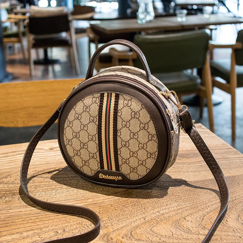 2020 Summer New Women's Bag Cool Printing Color Contrast Shoulder Bag Small round Bag Pink Women's Bag
2020 Summer New Women's Bag Cool Printing Color Contrast Shoulder Bag Small round Bag Pink Women's Bag