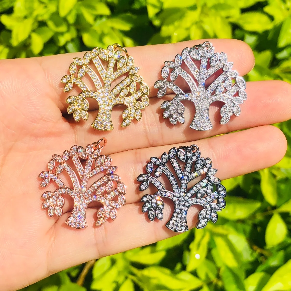 5pcs Tree of Life Charms Pendant for Women Bracelet Necklace Making Bling Cubic Zirconia Paved Gold-Plated DIY Jewelry Wholesale
5pcs Tree of Life Charms Pendant for Women Bracelet Necklace Making Bling Cubic Zirconia Paved Gold-Plated DIY Jewelry Wholesale