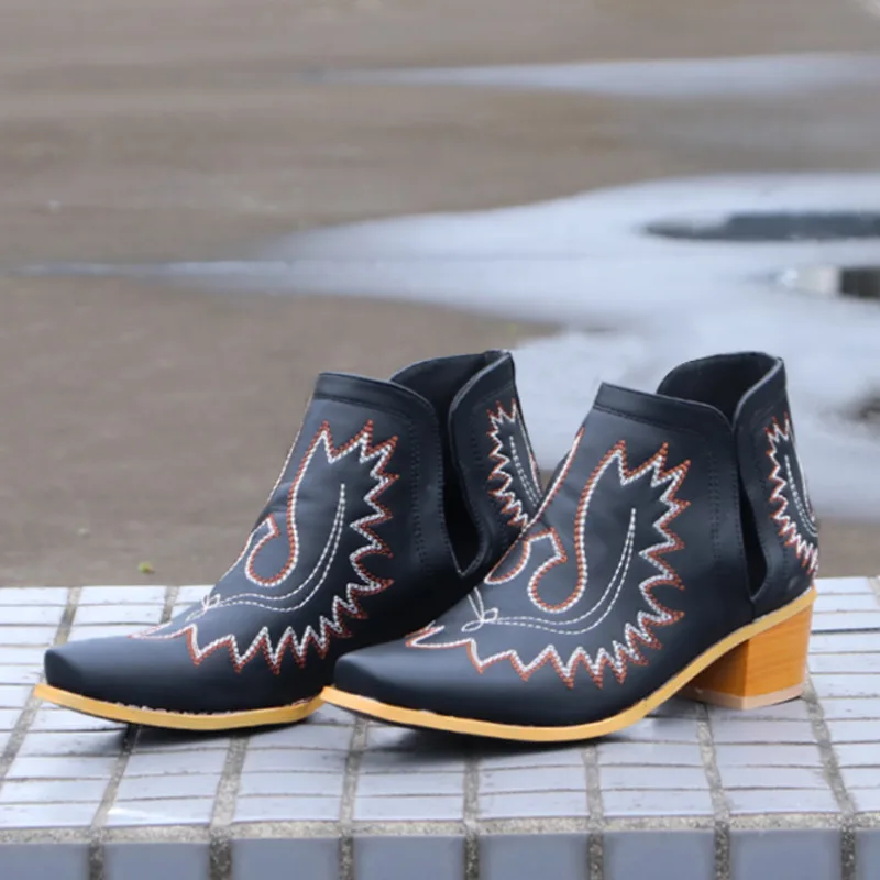New Autumn Casual Western Boots Women 2021 Leather Cowboy Boot Ankle Boots Cossack Short Boots Female Middle Heel Shoes Botas
New Autumn Casual Western Boots Women 2021 Leather Cowboy Boot Ankle Boots Cossack Short Boots Female Middle Heel Shoes Botas