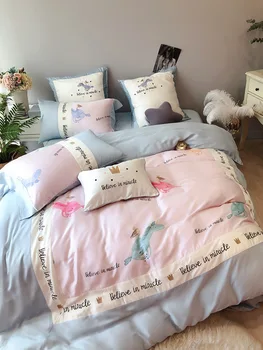 Summer Top Grade 60 Double-Sided Tencel Lyocell Fiber Four-piece Set Embroidered Joint 1.5/1.8M Quilt Cover Sheet 
Summer Top Grade 60 Double-Sided Tencel Lyocell Fiber Four-piece Set Embroidered Joint 1.5/1.8M Quilt Cover Sheet