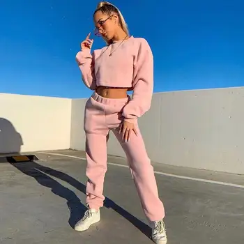 Women Winter Warm Sporty Suits O-Neck Streetwear Long Sleeve Short Tops High Waist Pants Two Piece Sets Casual Tracksuits
Women Winter Warm Sporty Suits O-Neck Streetwear Long Sleeve Short Tops High Waist Pants Two Piece Sets Casual Tracksuits