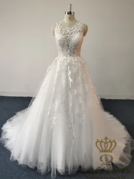 Boat neck A-Line Ivory Wedding Dresses fancy lace Bridal Gown for women
Boat neck A-Line Ivory Wedding Dresses fancy lace Bridal Gown for women