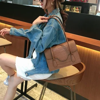 New Stylish Leather Women's Bag Crocodile-print Handbag Bag Designer Bags Famous Brand Women Bags
New Stylish Leather Women's Bag Crocodile-print Handbag Bag Designer Bags Famous Brand Women Bags