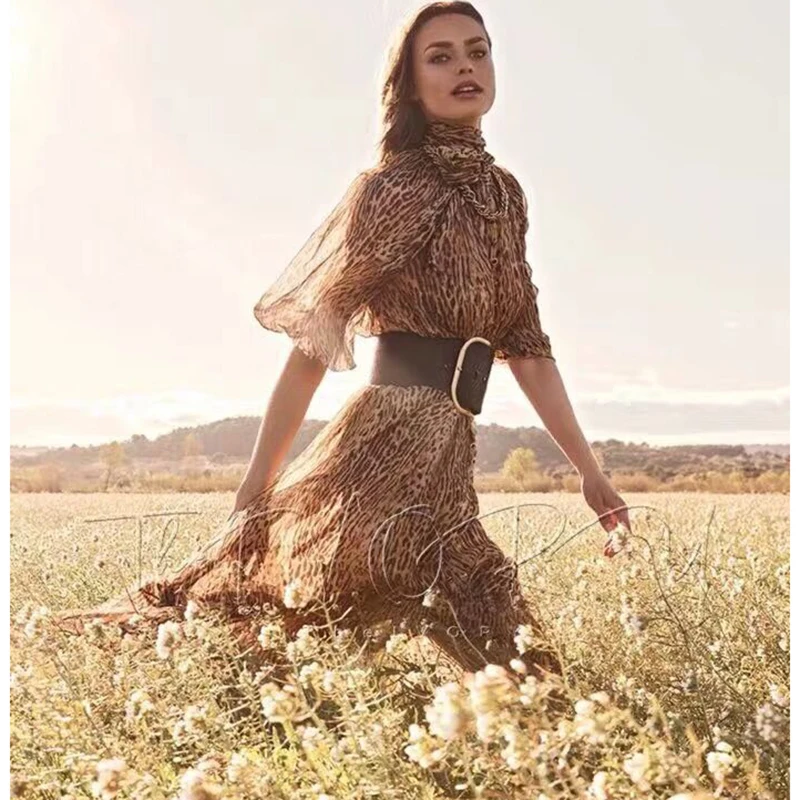 2019 automne Imprimé léopard manches bouffantes soie longue femmes Espionagwe cou cravate belt robe high quality beach dress
2019 automne Imprimé léopard manches bouffantes soie longue femmes Espionagwe cou cravate belt robe high quality beach dress