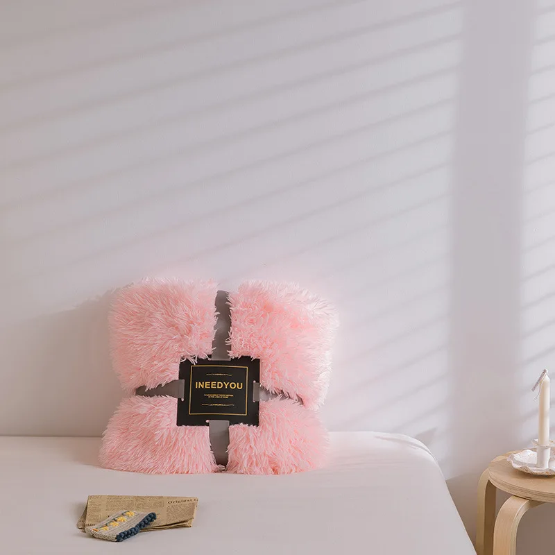 Cross Border New Style Foreign Trade Blanket Long Velvet pv rong Gift Blanket Autumn and Winter Thickening Blanket Manufacturers
Cross Border New Style Foreign Trade Blanket Long Velvet pv rong Gift Blanket Autumn and Winter Thickening Blanket Manufacturers