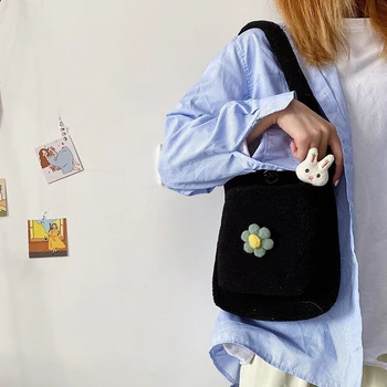 Fashion Solid Plush Flower Shoulder Handbags Cute Women Rabbit Pendant Pin Large Capacity Shopping Totes Satchel 
Fashion Solid Plush Flower Shoulder Handbags Cute Women Rabbit Pendant Pin Large Capacity Shopping Totes Satchel