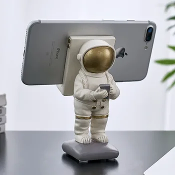 Astronaut Universal Mobile Phone Holder Creative Personality Desktop Lazy Phone Stand Resin Tablet Computer Stand Bracket Gift
Astronaut Universal Mobile Phone Holder Creative Personality Desktop Lazy Phone Stand Resin Tablet Computer Stand Bracket Gift