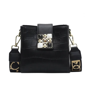 Personality Diamond Button Design Solid Stone Print Embossing Female Bucket Bag Large Capacity Crossbody Easy Matching Shoulder
Personality Diamond Button Design Solid Stone Print Embossing Female Bucket Bag Large Capacity Crossbody Easy Matching Shoulder