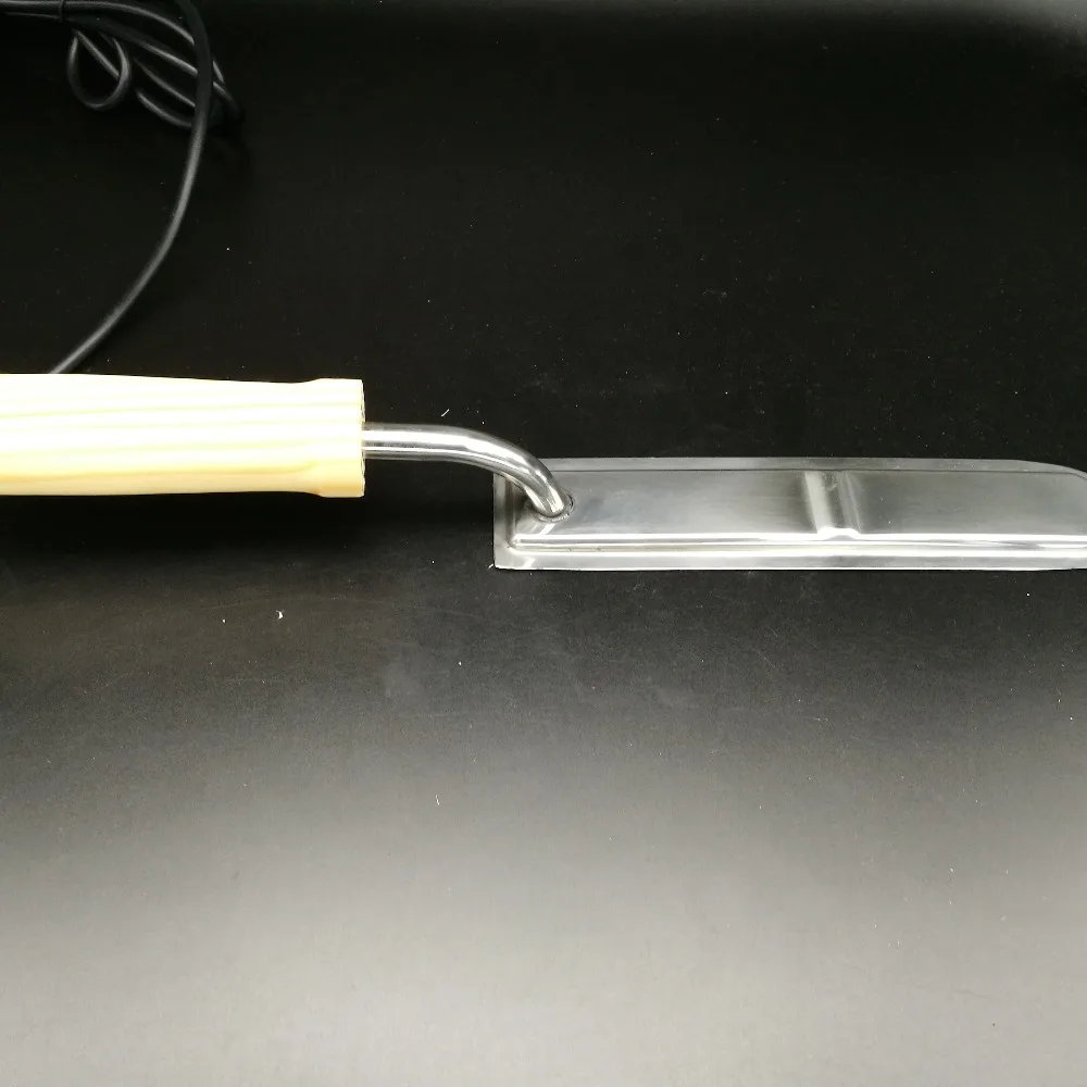 Honey Knife Electric Uncapping Honey Scraper Tool Heating Knife Beekeeping Supplies Tools Durable Cutter
Honey Knife Electric Uncapping Honey Scraper Tool Heating Knife Beekeeping Supplies Tools Durable Cutter