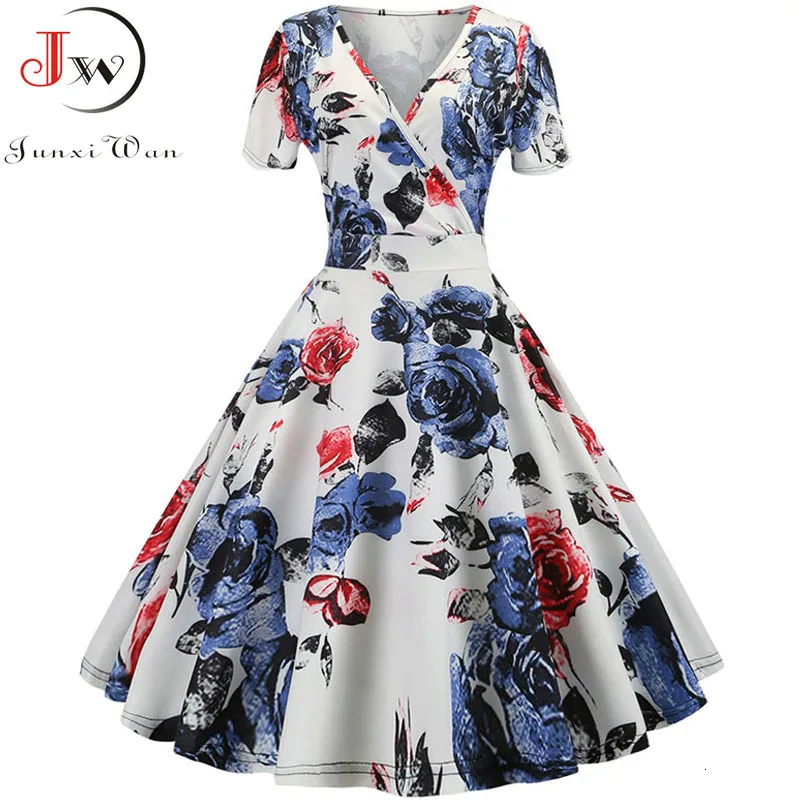 Elegant Vintage Summer Dress Women 2019 Short Sleeve V-neck Casual A-line Midi Dress Robe Femme Rockabilly Vestidos Plus Size
Elegant Vintage Summer Dress Women 2019 Short Sleeve V-neck Casual A-line Midi Dress Robe Femme Rockabilly Vestidos Plus Size