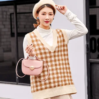 Versatile Leisure Luxury Women's New Square Sling Bag Female INS Hand Crossbody Bag Shoulder Bag Handbags Casual Solid Color
Versatile Leisure Luxury Women's New Square Sling Bag Female INS Hand Crossbody Bag Shoulder Bag Handbags Casual Solid Color