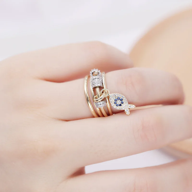 SWOUR New Fashion Jewelry Gold Color Zirconia Multi-layer Small Hoops Blue Rhinestone Fish Design Ring Top Quality Femme S510
SWOUR New Fashion Jewelry Gold Color Zirconia Multi-layer Small Hoops Blue Rhinestone Fish Design Ring Top Quality Femme S510