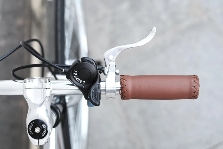 7 speed Road Bicycle Commuter Bike 7 speed Dial Retro City Bike Vintage Bicycle Bike 700C Wheel 7 speed Road Bicycle Commuter Bike 7 speed Dial Retro City Bike Vintage Bicycle Bike 700C Wheel