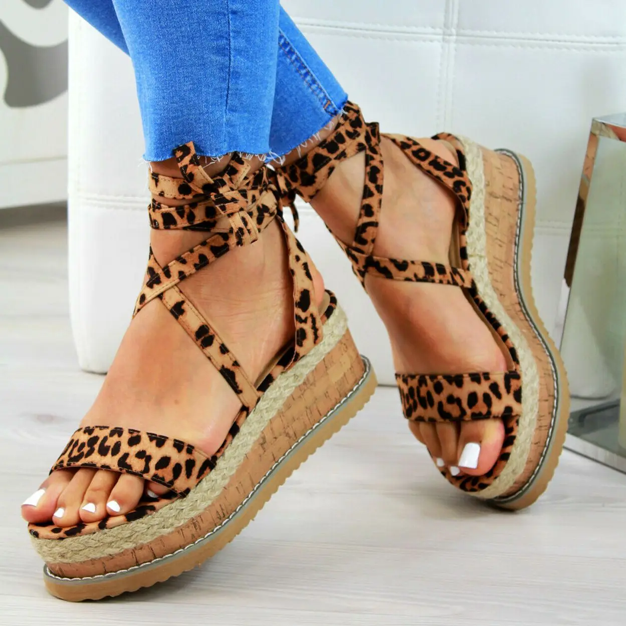 2020 Platform Woman Sandals Open Toe Ankle Strap Lace-up Sandals Fashion Leopard Summer Shoes Woman Sandals Chaussures Femme
2020 Platform Woman Sandals Open Toe Ankle Strap Lace-up Sandals Fashion Leopard Summer Shoes Woman Sandals Chaussures Femme