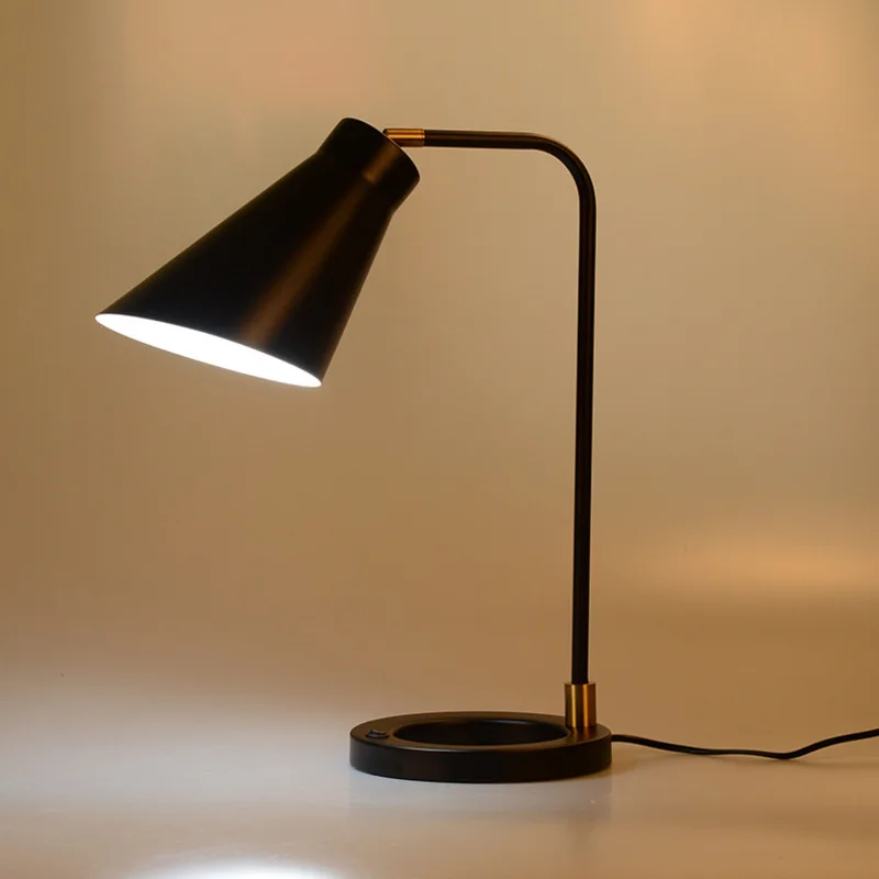 Factory wholesale modern lamp led fashion study bedroom lamp lights the hotel desk reading lamp
Factory wholesale modern lamp led fashion study bedroom lamp lights the hotel desk reading lamp