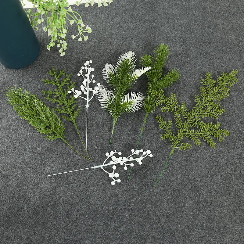 Christmas Decorations Model Green Leaf Twig Cutting Pine Needle Branch Christmas Tree Garland Handmade DIY Accessories Multi--
Christmas Decorations Model Green Leaf Twig Cutting Pine Needle Branch Christmas Tree Garland Handmade DIY Accessories Multi--
