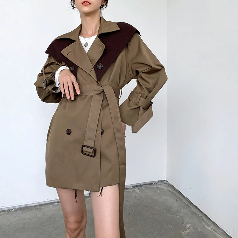 Fashion Women Short Trench Coat Korean VersionTooling Lady Clothes Autumn Winter Outerwear Oversize Quality Outwear 
Fashion Women Short Trench Coat Korean VersionTooling Lady Clothes Autumn Winter Outerwear Oversize Quality Outwear