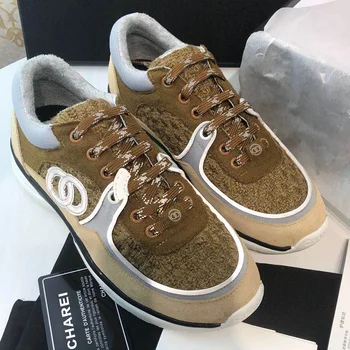 the highest version of men's and women's sports shoes Italian design fashion flat shoes white high quality leather
the highest version of men's and women's sports shoes Italian design fashion flat shoes white high quality leather