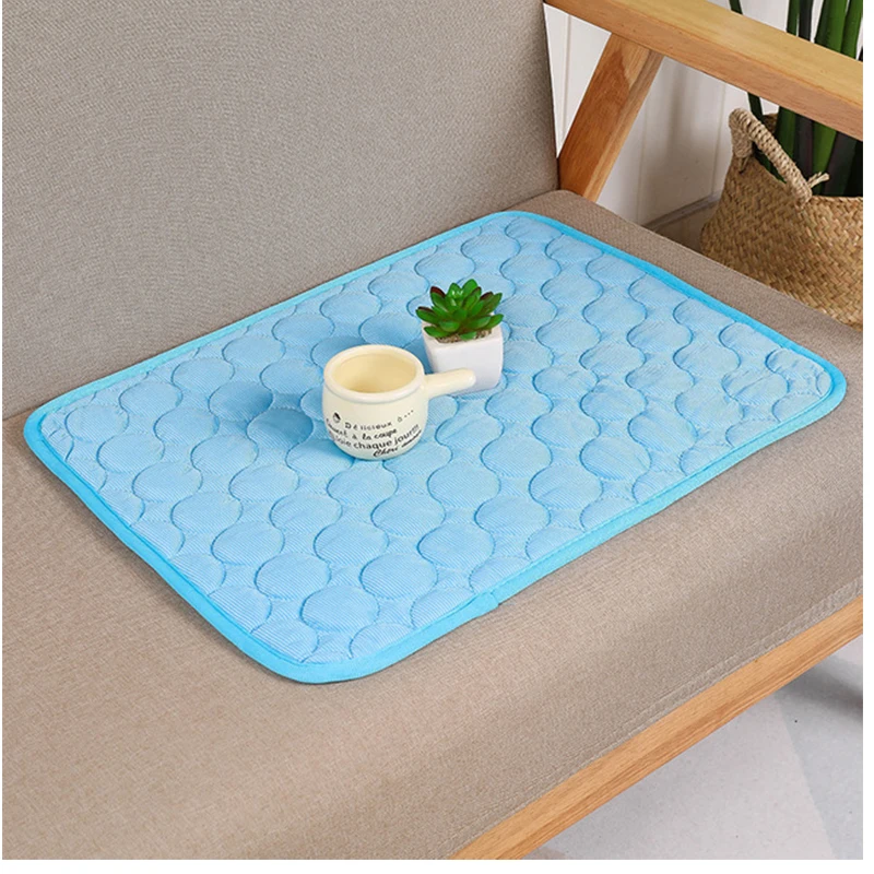 Dog Pet Diaper Mat Urine Absorbent Environment Protect Diaper Mat Waterproof Reusable Training Pad Dog Car Seat Cover
Dog Pet Diaper Mat Urine Absorbent Environment Protect Diaper Mat Waterproof Reusable Training Pad Dog Car Seat Cover
