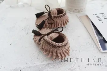 Haute Couture Handmade Tassel Crocheting Hand DIY Baby Shoes Material Package Baby Shoes Learning Step Soft Bottom Shoes
Haute Couture Handmade Tassel Crocheting Hand DIY Baby Shoes Material Package Baby Shoes Learning Step Soft Bottom Shoes