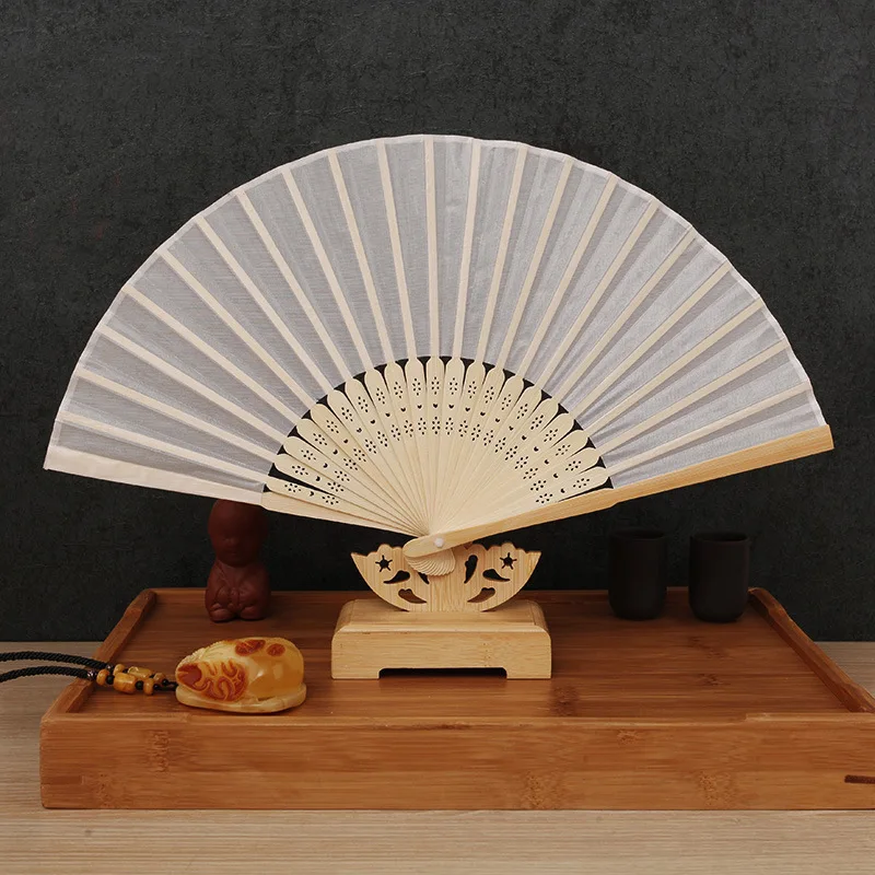 Big deal 50pcs Elegant White Folding Silk Hand Fan with Organza Gift bag Wedding Gift & Party Favors(white)
Big deal 50pcs Elegant White Folding Silk Hand Fan with Organza Gift bag Wedding Gift & Party Favors(white)