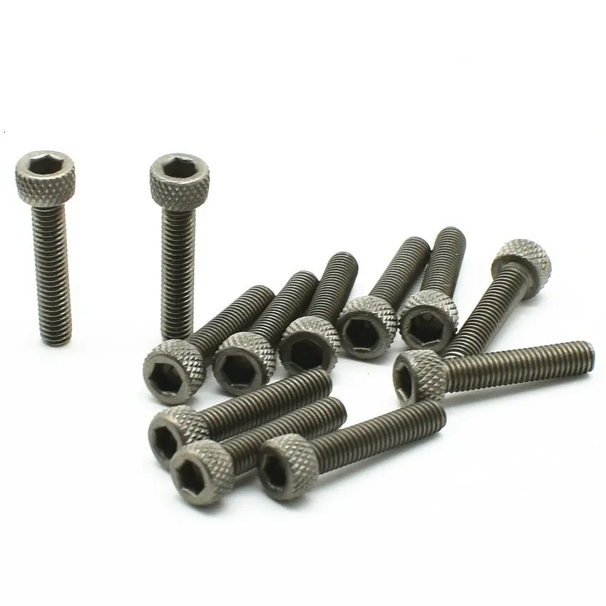 M3x15mm (6)