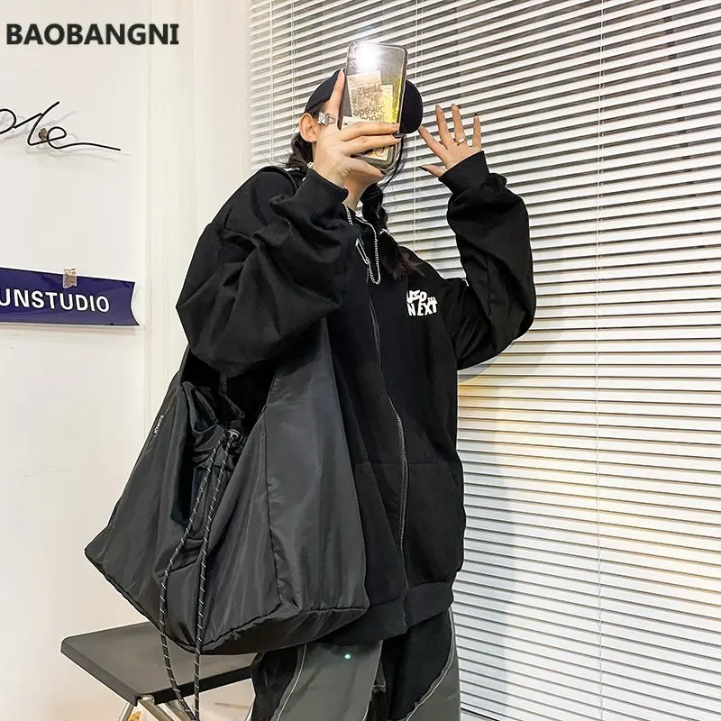 Tooling backpack casual simple large capacity drawstring diagonal bag Japanese street fashion cool neutral tote bag
Tooling backpack casual simple large capacity drawstring diagonal bag Japanese street fashion cool neutral tote bag
