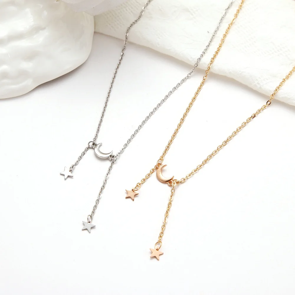 Korean Style Kiss Pendant Necklace Single Pendant Short Titanium Steel Necklace for Women Accessories Wholesale 
Korean Style Kiss Pendant Necklace Single Pendant Short Titanium Steel Necklace for Women Accessories Wholesale