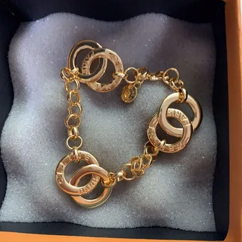 Net red French Arc de Triomphe circle thick chain bracelet gold color European and American retro vintage fashion
Net red French Arc de Triomphe circle thick chain bracelet gold color European and American retro vintage fashion