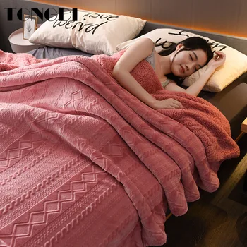 TONGDI Baroque Knitting Wool Soft Thickened Warm Berber Fleece Fannel Blanket Luxury Decor For Cover Sofa Bed Bedspread Winter
TONGDI Baroque Knitting Wool Soft Thickened Warm Berber Fleece Fannel Blanket Luxury Decor For Cover Sofa Bed Bedspread Winter