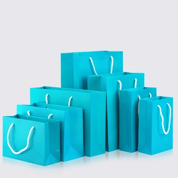 10pcs / blue paper bag holiday gift clothing gift packaging shopping bag belt support printing 1 color simple logo
10pcs / blue paper bag holiday gift clothing gift packaging shopping bag belt support printing 1 color simple logo