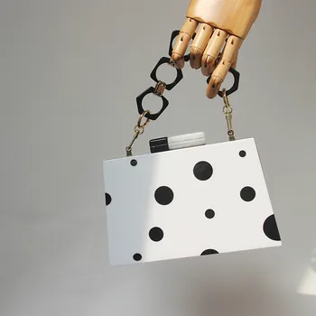 Fashion Women Evening Bag Black&White Dot Acrylic Chain Handbags Luxury Vintage Box Clutch for Party/Wedding
Fashion Women Evening Bag Black&White Dot Acrylic Chain Handbags Luxury Vintage Box Clutch for Party/Wedding