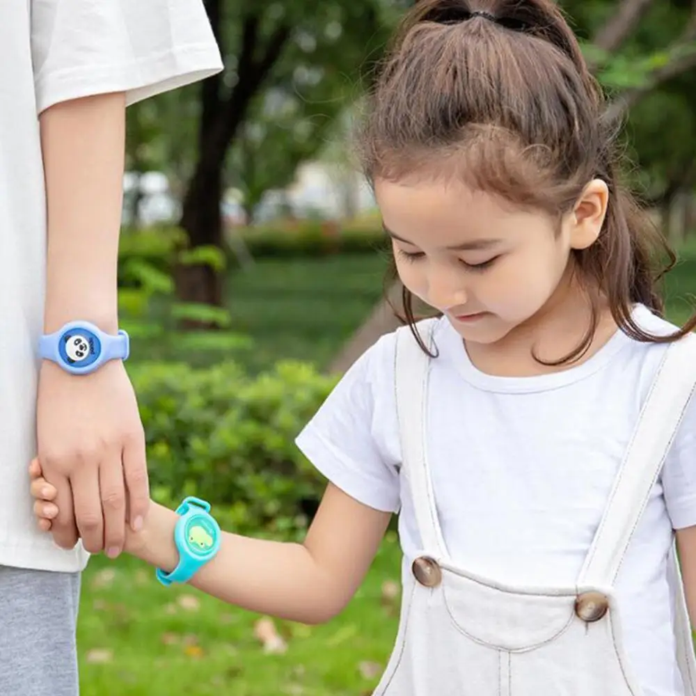 2020 NEW Cute Lightweight Mosquito Repellent Watch for Kids Wearable Mosquito Repeller Bracelet
2020 NEW Cute Lightweight Mosquito Repellent Watch for Kids Wearable Mosquito Repeller Bracelet