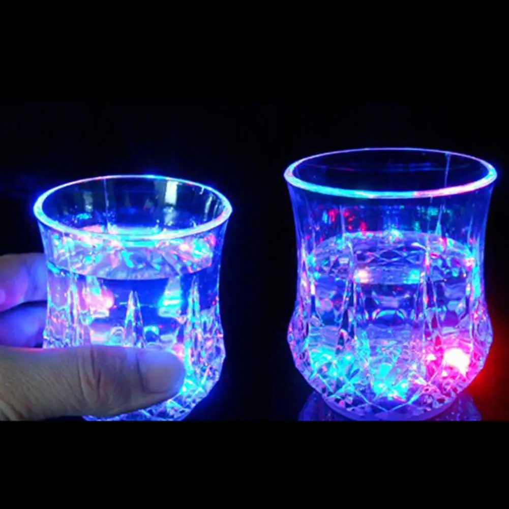 Glowing Acrylic Light Cup Water Activated Holiday Party Creative Gifts Discolored Night Club Bar High Quality Beer Light Cups
Glowing Acrylic Light Cup Water Activated Holiday Party Creative Gifts Discolored Night Club Bar High Quality Beer Light Cups
